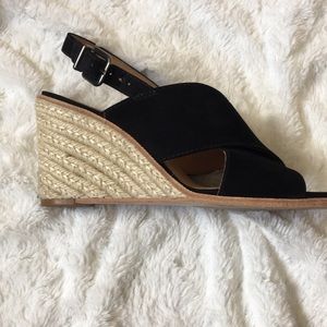 Antonio Melani Sz 9 suede wedges